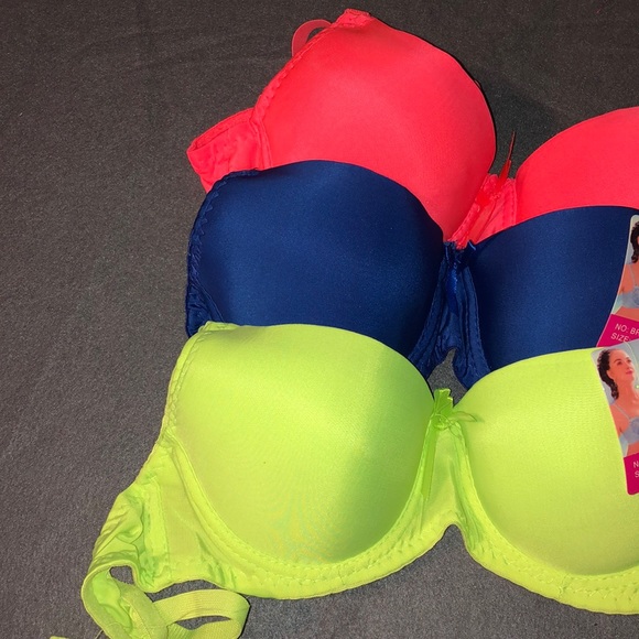 NWT padded underwire bras. Bundle of 3. #1365 - Picture 3 of 3